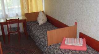 Гостиница  Алмазный Евпатория Двухместный номер эконом-класса с 2 отдельными кроватями-3